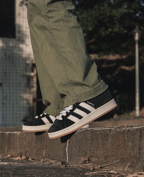 Adidas campus 00s jeans